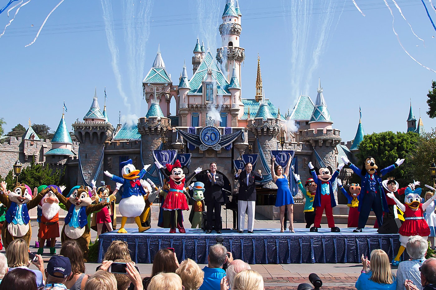 Disneyland Replacing Annual Pass Membership program superfans coronavirus covid 19 reopening