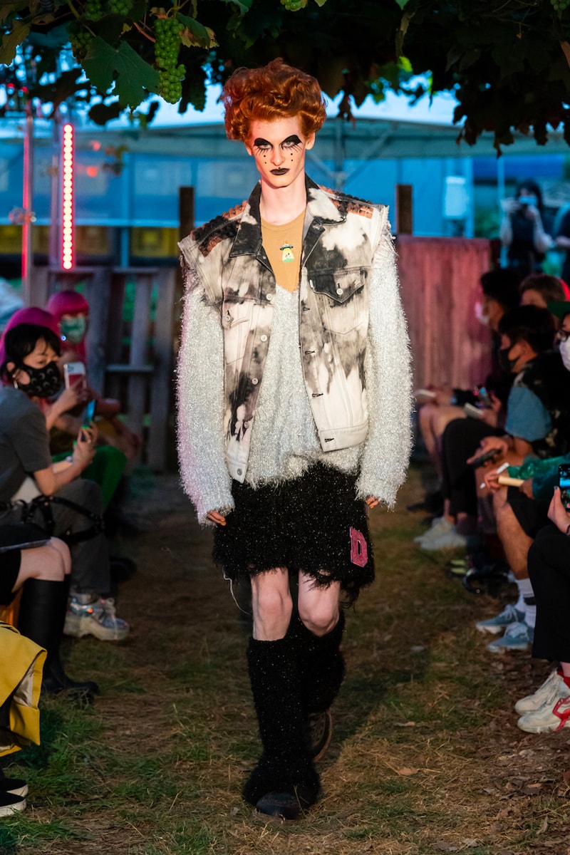 doublet Spring/Summer 2022 Lookbook Japan sustainability fashion plant organic brown black pink yellow dole zespri 