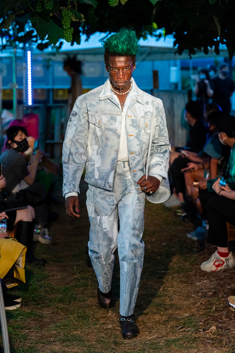 doublet Spring/Summer 2022 Lookbook Japan sustainability fashion plant organic brown black pink yellow dole zespri 