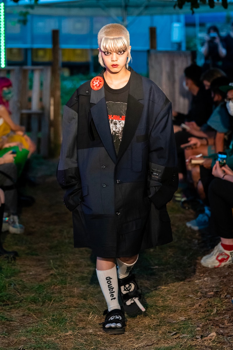 doublet Spring/Summer 2022 Lookbook Japan sustainability fashion plant organic brown black pink yellow dole zespri 