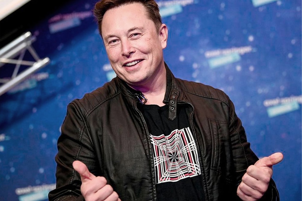 Elon Musk Says He Will Publicly List Starlink When Cash Flow Becomes More Predictable tesla spacex ceo grimes space high-speed internet ipo