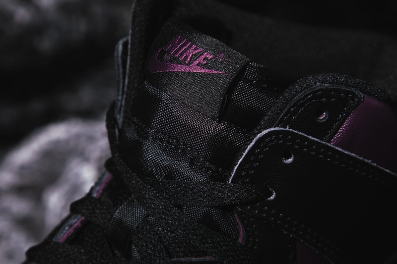 fragment design Nike Dunk High Beijing Closer Looks Release Info DJ4285-600 Date Buy Price Hiroshi Fujiwara Black Purple White City Pack 2021
