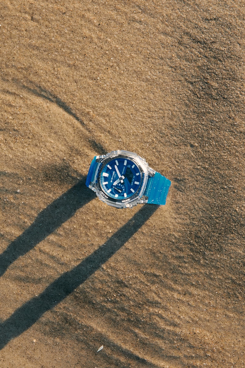 Shock Resistant 200-meter water resistance Case / bezel material: Resin Resin Band Double LED light World time31 time zones 1/100-second stopwatch Countdown timer GA2100HC-2A, GA2100HC-4A, GA2000HC-3A, GA2000HC-7A, GA900HC-3A, GA900HC-5A
