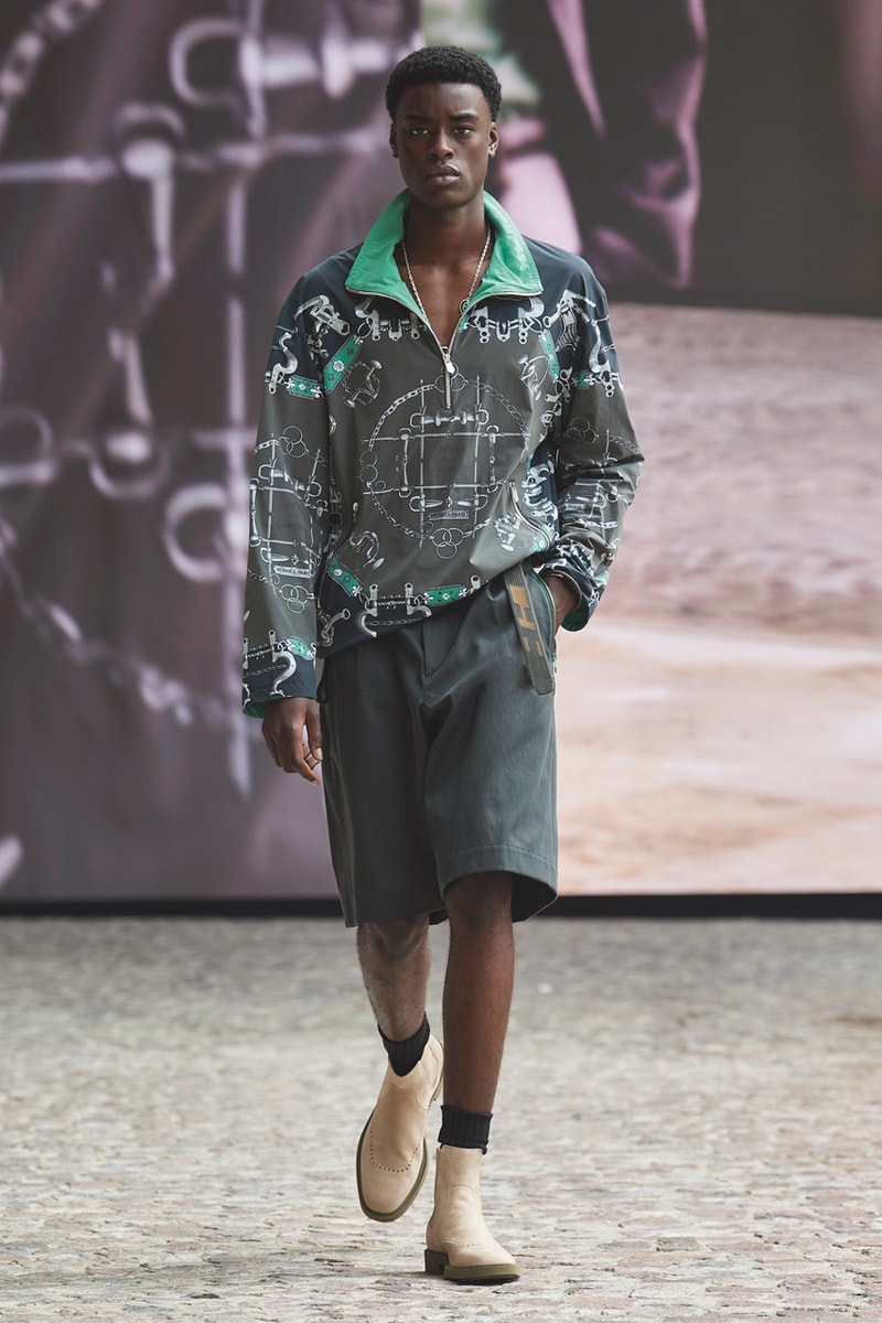 Hermès Spring/Summer 2022 Cyril Teste Véronique Nichanian "Augmented Show" Paris Mens Crocodile Leather Shirts SS22 Luxury Theatrical Drama