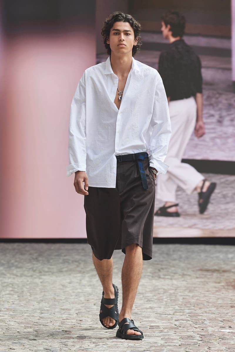 Hermès Spring/Summer 2022 Cyril Teste Véronique Nichanian "Augmented Show" Paris Mens Crocodile Leather Shirts SS22 Luxury Theatrical Drama