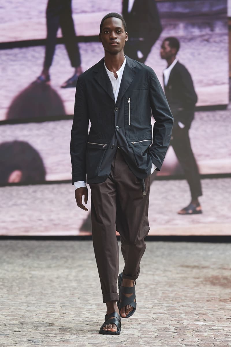 Hermès Spring/Summer 2022 Cyril Teste Véronique Nichanian "Augmented Show" Paris Mens Crocodile Leather Shirts SS22 Luxury Theatrical Drama