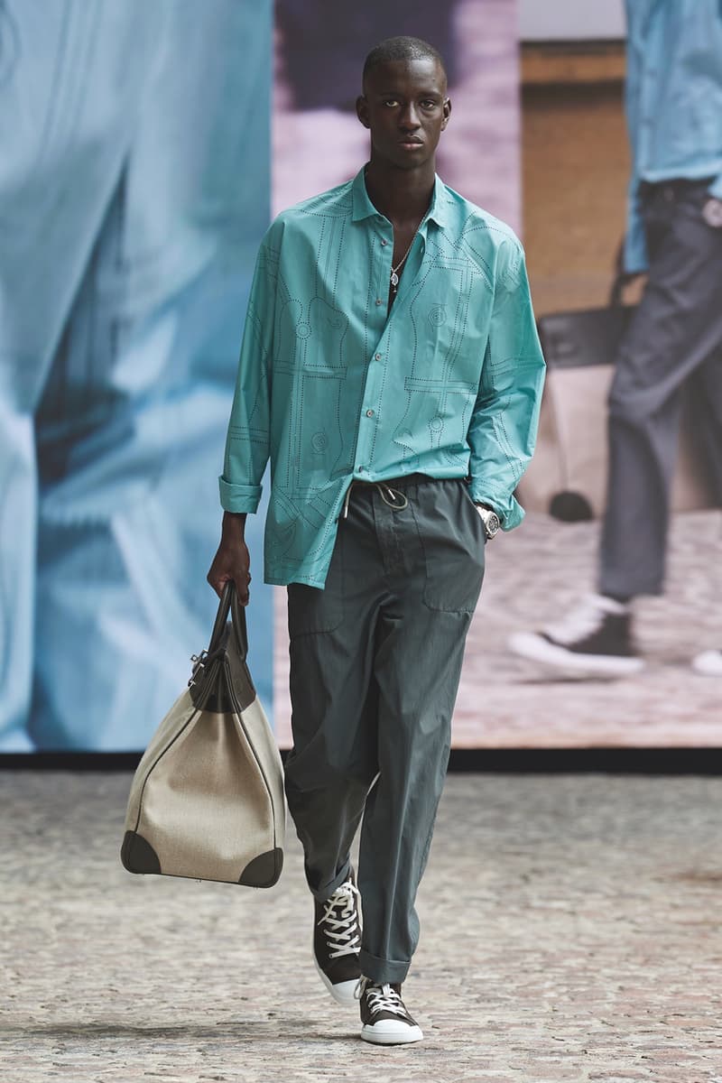 Hermès Spring/Summer 2022 Cyril Teste Véronique Nichanian "Augmented Show" Paris Mens Crocodile Leather Shirts SS22 Luxury Theatrical Drama