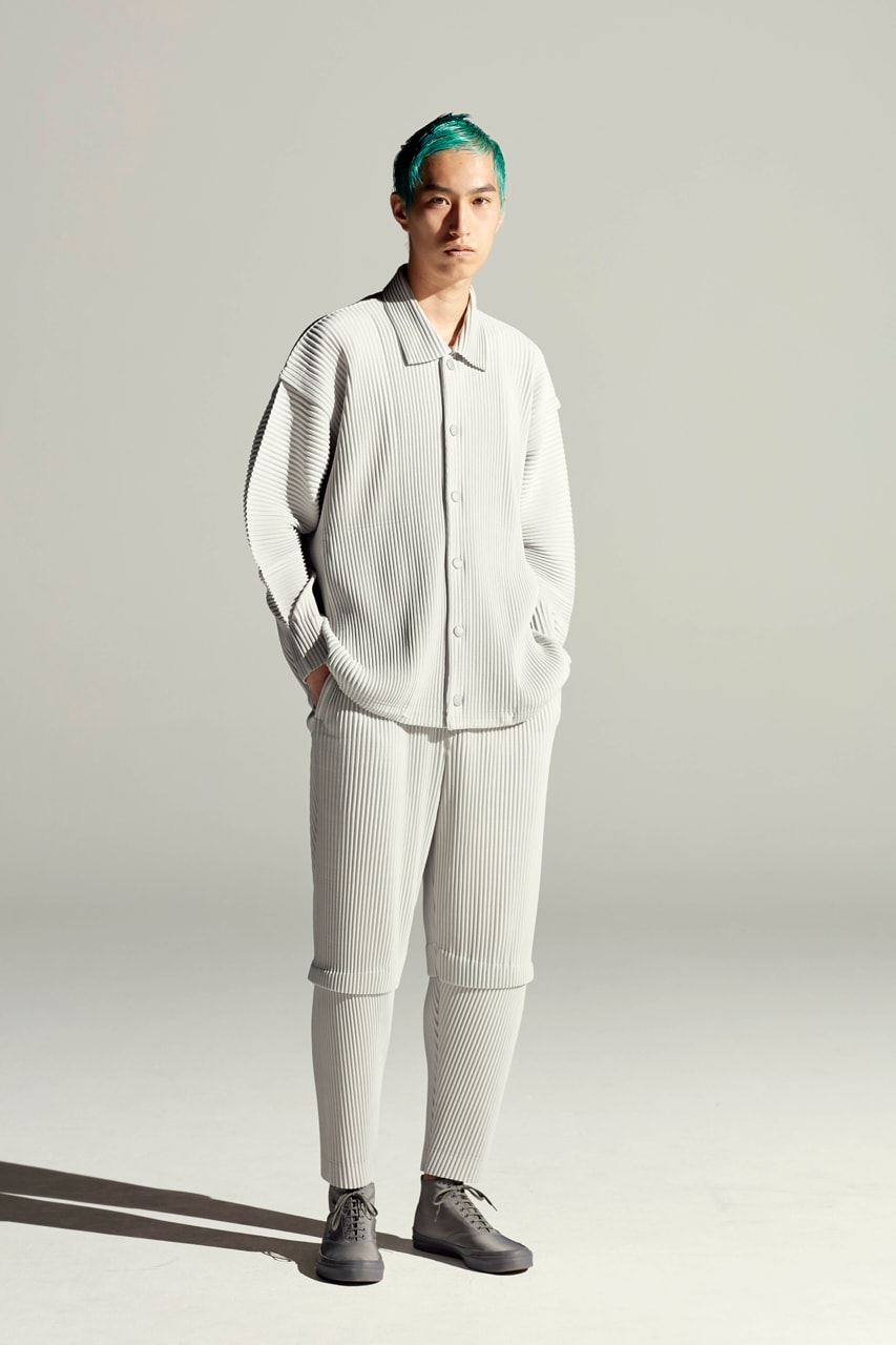 VERTICAL CURL CARDIGAN, The official ISSEY MIYAKE ONLINE STORE