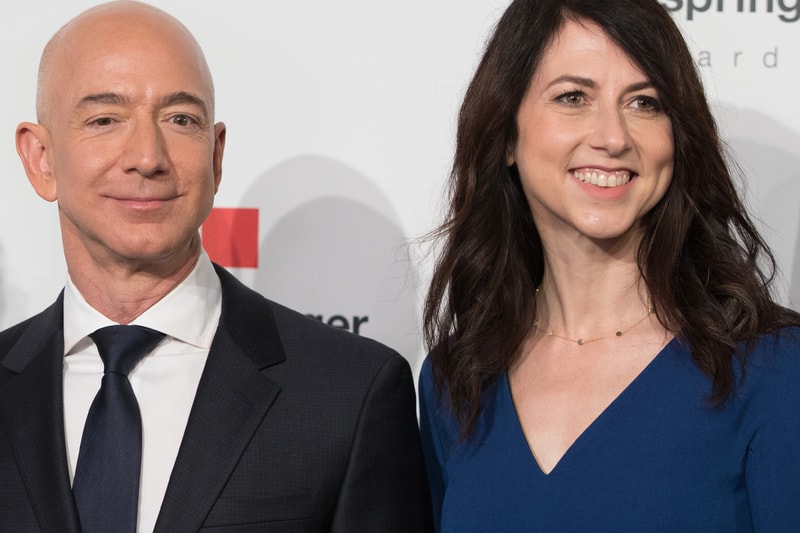 Jeff Bezo Ex-Wife Mackenzie Scott Has Given Away Another $2.7 Billion USD amazon space blue origin rocket ship petition 