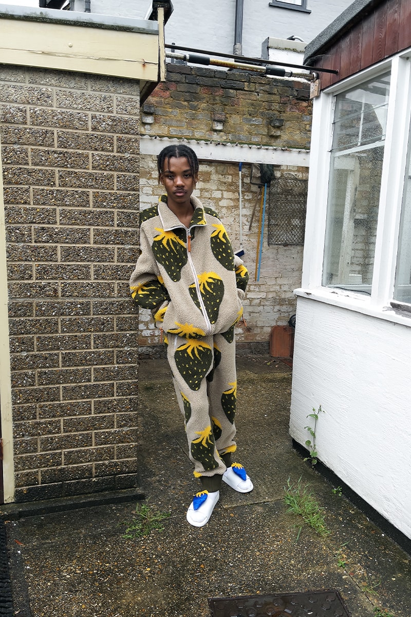 JW Anderson Spring/Summer 2022 Menswear Resort 2022 Womenswear Collection Juergen Teller Jonathan Anderson Paris Fashion Week Portal Persol Collaboration Lookbooks