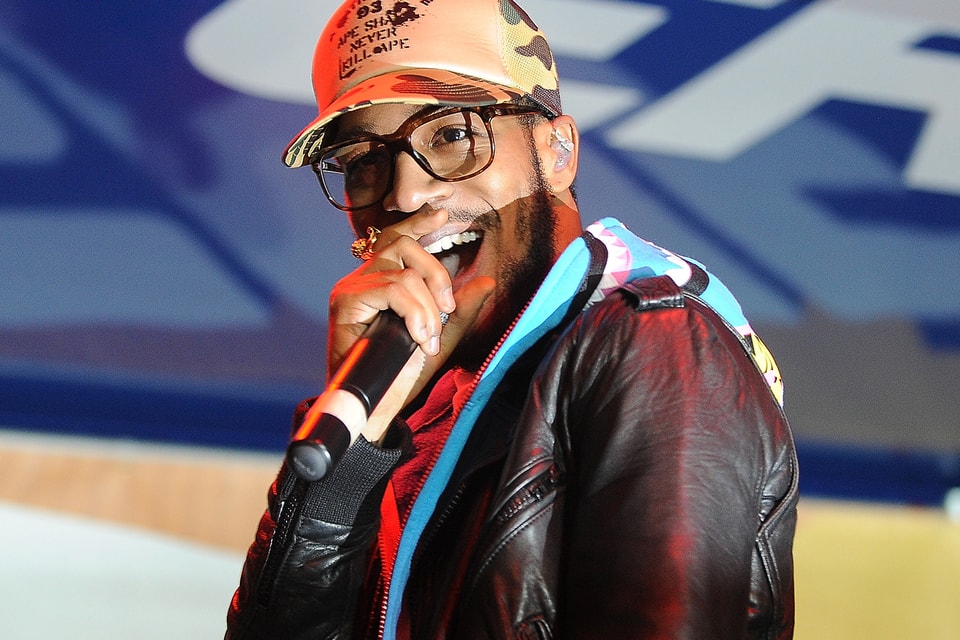 Kid Cudi Knew Wearing a Dress on 'SNL' Would "Piss Some People off, but I Love That Kid Cudi Knew Wearing a Dress on 'SNL' Would "Piss Some People off, but I Love That
