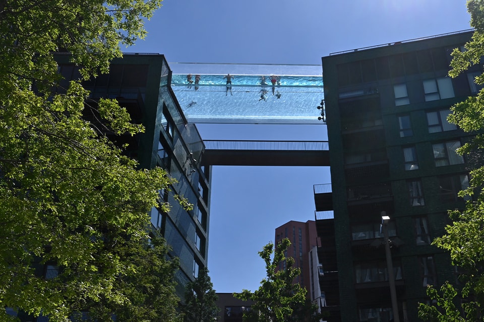 London S New Sky Pool Opens In Nine Elms Area Hypebeast London S New Sky Pool Opens In Nine Elms Area Hypebeast