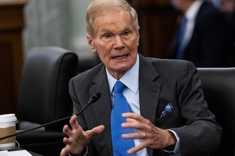 NASA Administrator Who Has Seen Classified UFO Report Believes We Are Not Alone in the Universe