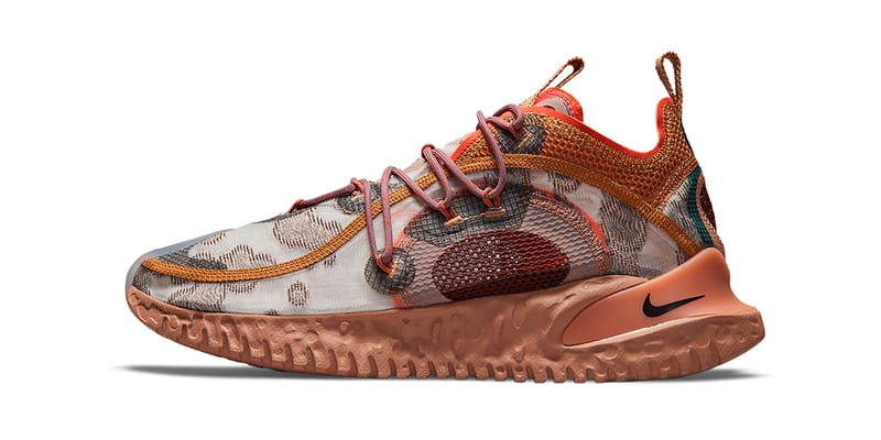 nike ispa flow desert sand