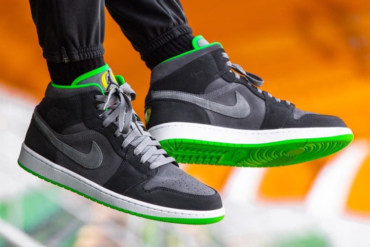 Oregon Track and Field Receives an Air Jordan 1 Mid PE
