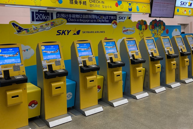 Pokemon pikachu Skymark Soratobu Pikachu Project Okinawa travel nintendo pikachu naha airport 