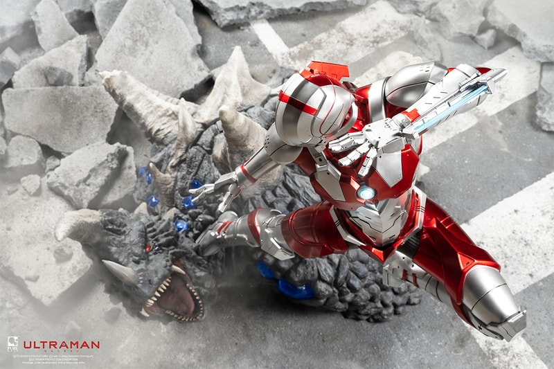 purearts toys collectibles resin statue 1 4th scale ultraman netflix black king monster kaiju combat fighting 