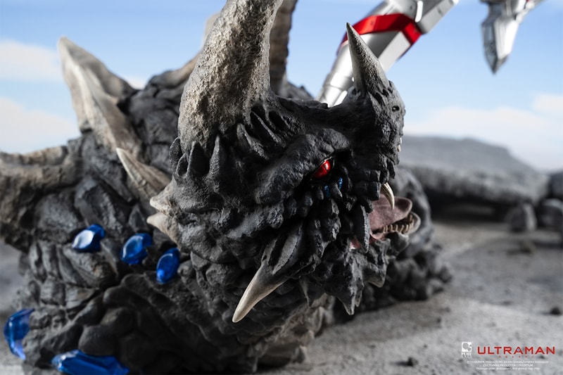purearts toys collectibles resin statue 1 4th scale ultraman netflix black king monster kaiju combat fighting 