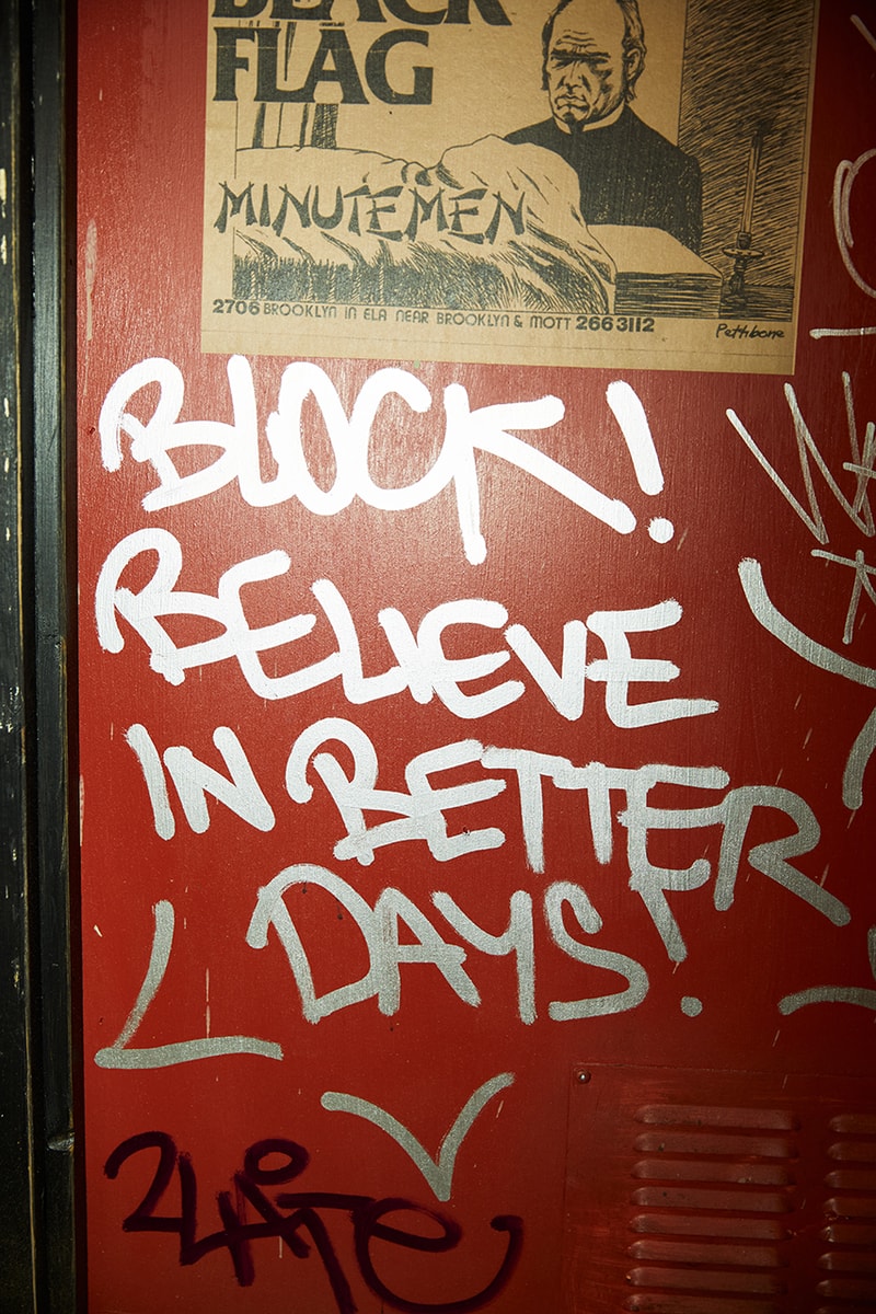 teejerker vans london vintage t-shirt better days dive bar details information