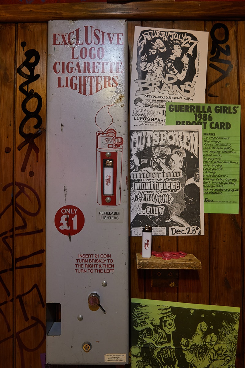 teejerker vans london vintage t-shirt better days dive bar details information