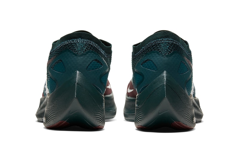undercover nike gyakusou zoomx vaporfly next green red navy CT4894-300 CT4894-600 release date info store list buying guide photos price 