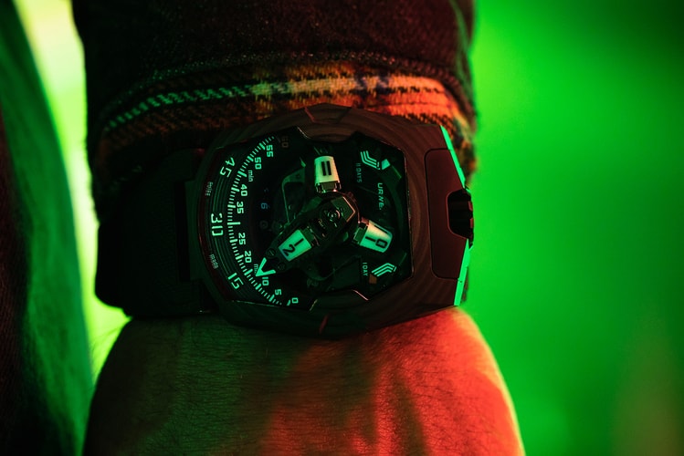 URWERK UR-220 SL Asimov Lights Up The Night Sky