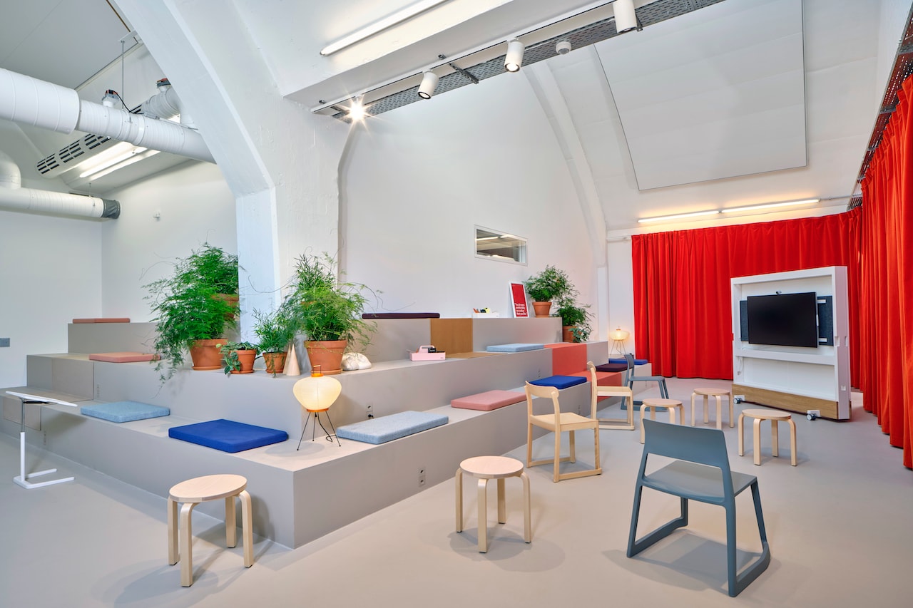 the new workspace by Vitra