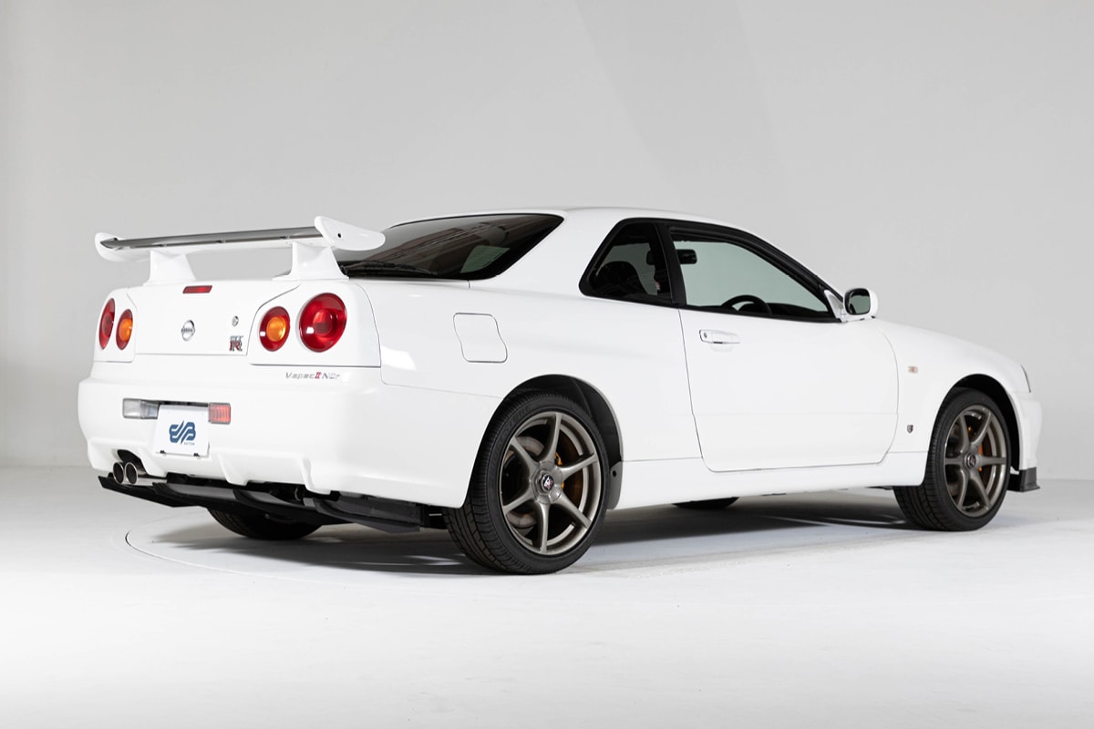 2002 Nissan Skyline GT-R V-Spec II Nür R34 JDM Pure White For Sale Yahoo Auctions Japanese Tuner Car Sportscar Classic Paul Walker Listing Buy Limited Edition Rare Japan Automotive Low Milage 