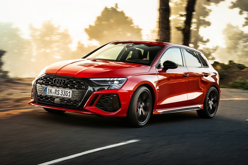 Audi RS3 Sedan Sportback 2022 New Car German Hot Hatch Torque Splitter 400 HP 500 Nm Torque Power Speed Performance Price Order