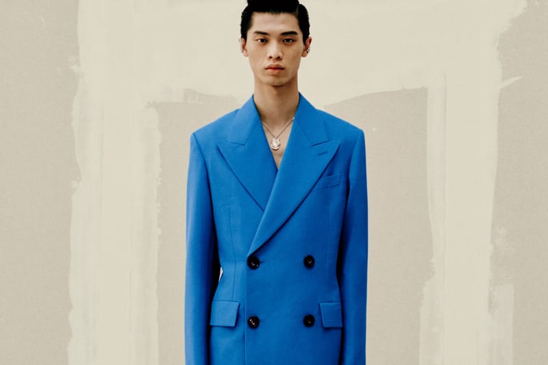 For Alexander McQueen’s SS22 Collection, Imagination Is the Ultimate Form of Escapism