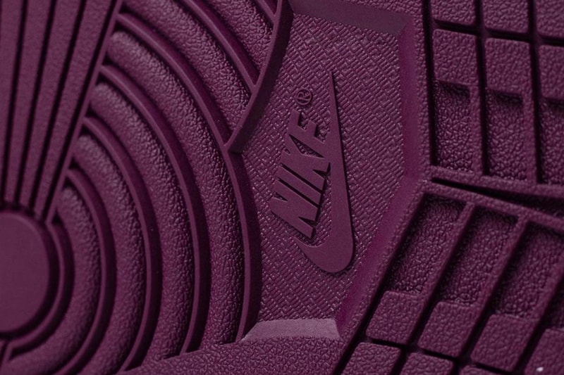  Air Jordan 1 High OG “Bordeaux” 555088-611 Release Detailed Images Jordan Brand 