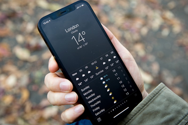 Apple iOS 14.6 Weather App Not Showing 69 degrees Fahrenheit celsius 