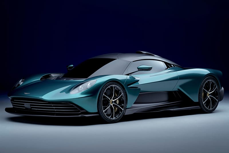 Aston Martin's Valhalla Is a Twin-Turbo V8 Hybrid Hypercar That Develops 950 BHP