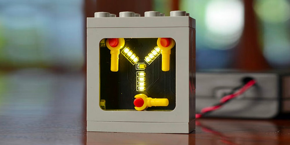 https://image-cdn.hypb.st/https%3A%2F%2Fhypebeast.com%2Fimage%2F2021%2F07%2Fbrickstuff-lego-back-to-the-future-flux-capacitor-kit-release-tw.jpg?w=1080&cbr=1&q=90&fit=max