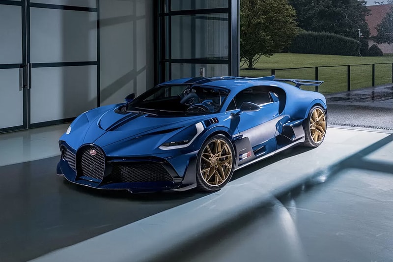 Bugatti Divo Final Model Hyper Sports Car Chiron eb 110 lm blue Carbon Fiber Coachbuilt Project Limited Edition Car Closer Look