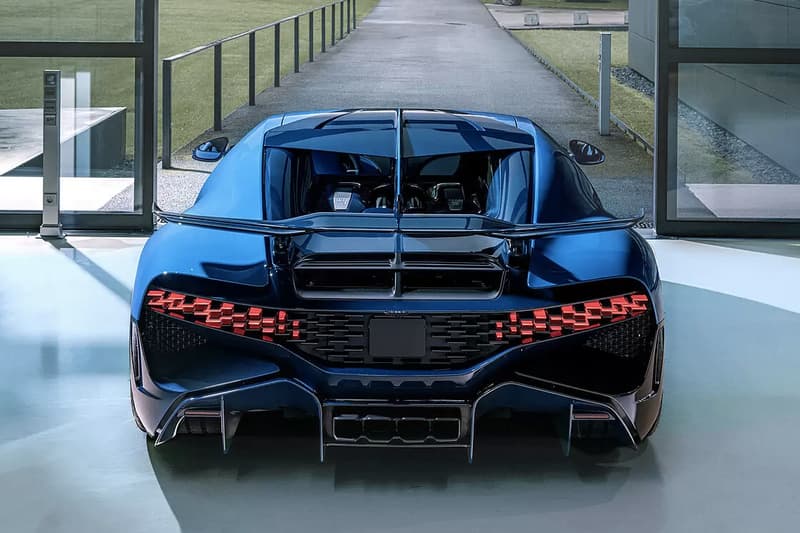 Bugatti Divo Final Model Hyper Sports Car Chiron eb 110 lm blue Carbon Fiber Coachbuilt Project Limited Edition Car Closer Look