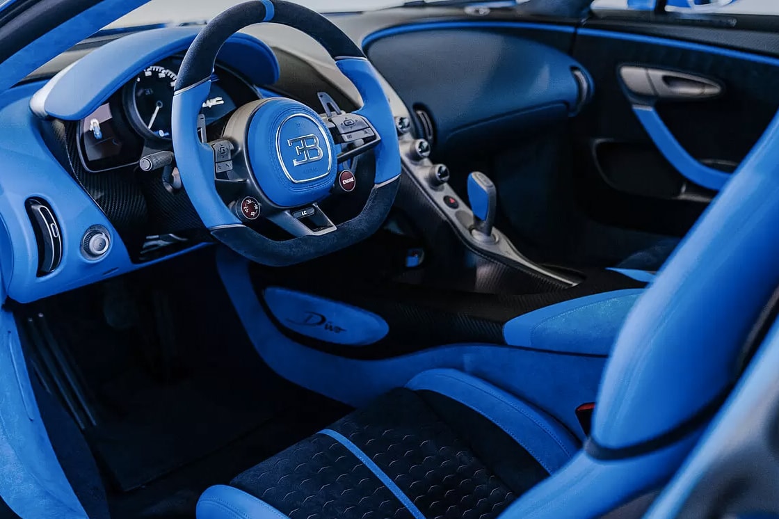 Bugatti Divo Final Model Hyper Sports Car Chiron eb 110 lm blue Carbon Fiber Coachbuilt Project Limited Edition Car Closer Look