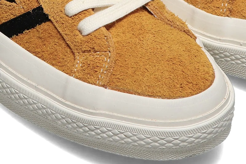 Converse Stars & Bars Clogs All Star Black Ecru White Gold Yellow Summer Footwear Mules Backless Sneakers Atmos Tokyo Trend 2021 Japan Release Information Drop Date Closer First Look