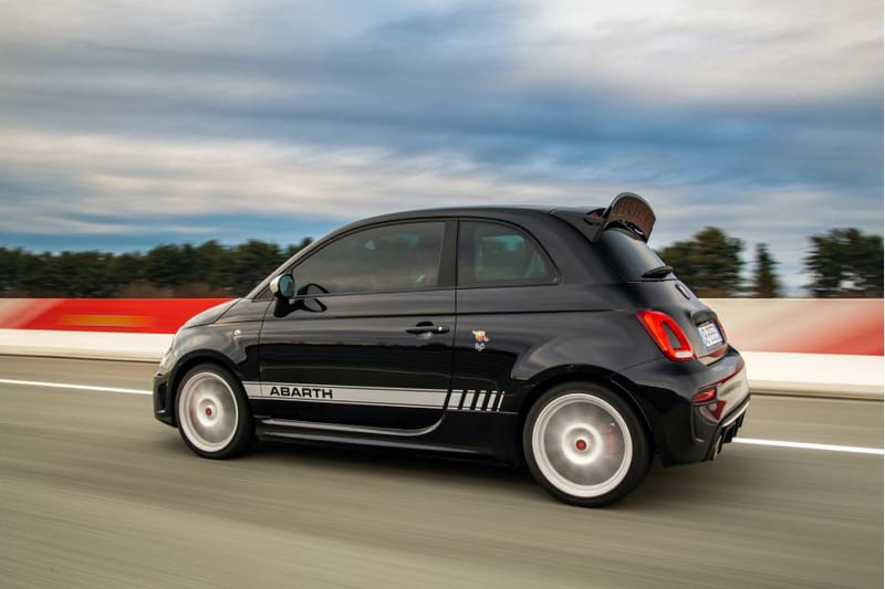 fiat 500 rear tailgate spoiler