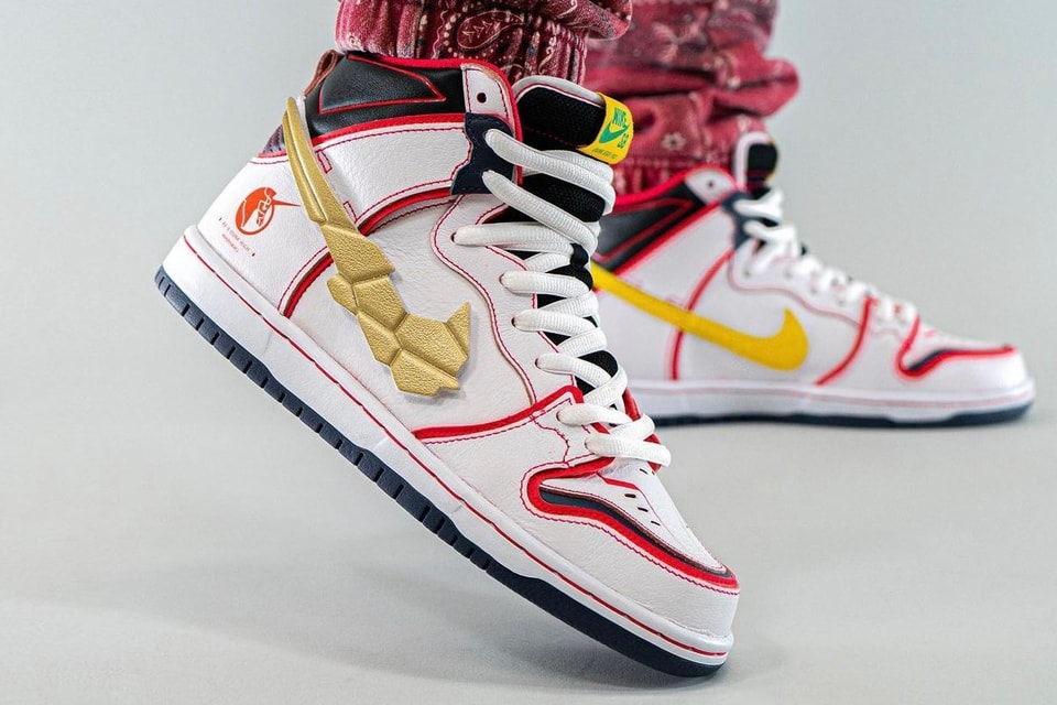 Gundam X Nike Sb Dunk High Project Unicorn White On Foot Look Hypebeast Gundam X Nike Sb Dunk High Project Unicorn White On Foot Look Hypebeast
