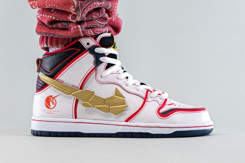 Gundam Nike SB Dunk High Project Unicorn White On-Foot Look Release Info DH7717-100 Date Buy Price 