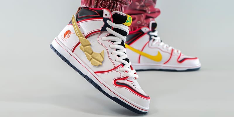 nike sb x gundam price