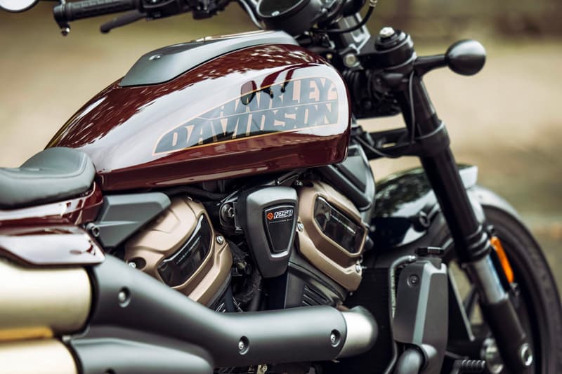 Harley Davidson Sportster S Unveil motorcycles XLCH Ironhead sportster bikes American muscle 