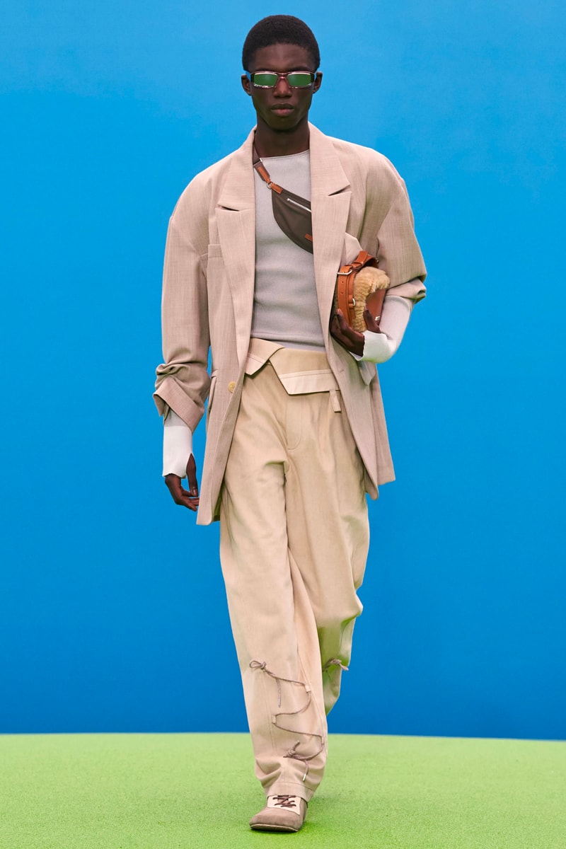 Jacquemus Fall 2021 Ready-to-Wear Collection Release Simon Porte LA MONTAGNE