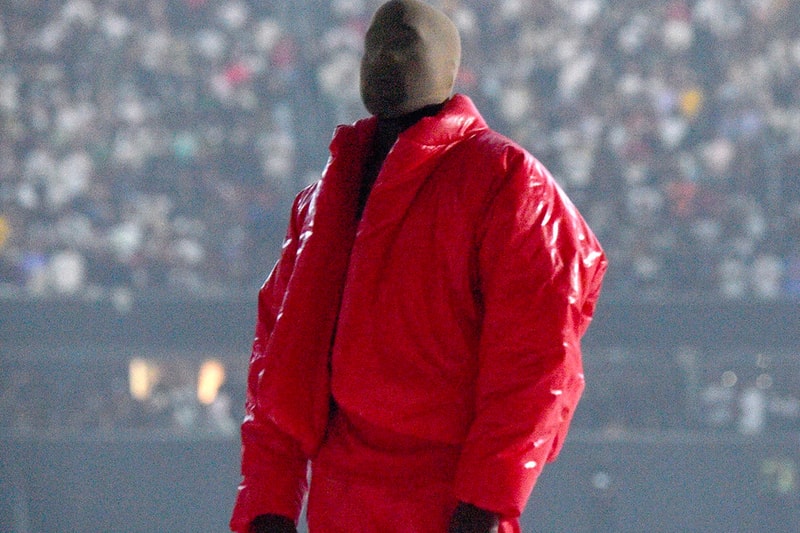 Twitter Reacts to Kanye West’s Modest Living Quarters at Mercedes-Benz Stadium 