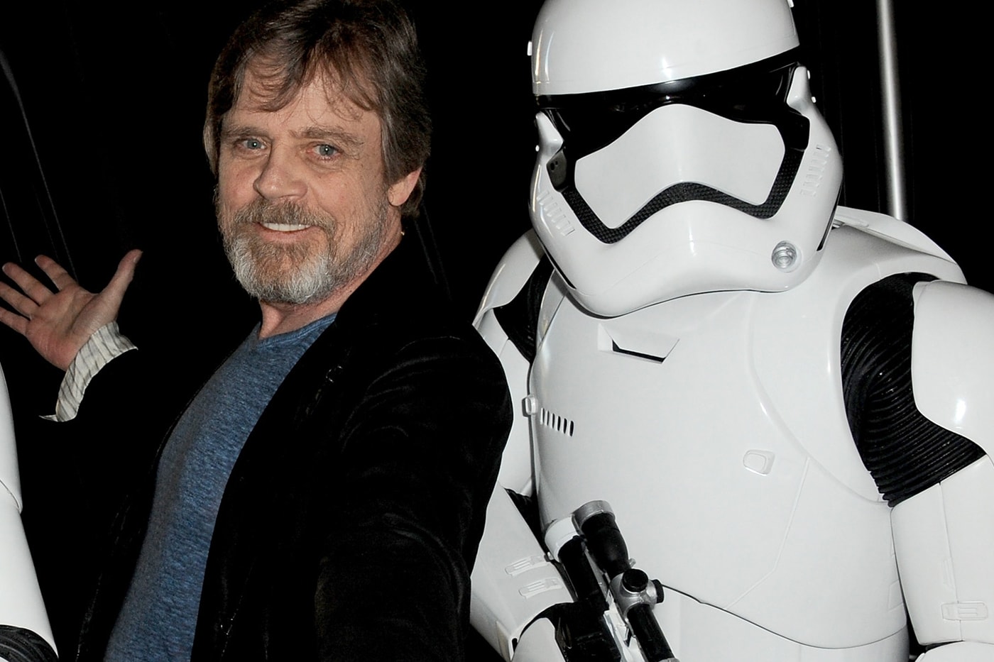 Mark Hamill star wars cameos since 2015 reveal Star Wars The Force Awakens The Last Jedi Rise of Skywalker Rogue One Solo Dobbu Scay Booli EV-9D9 The Mandalorian voice acting entertainment 