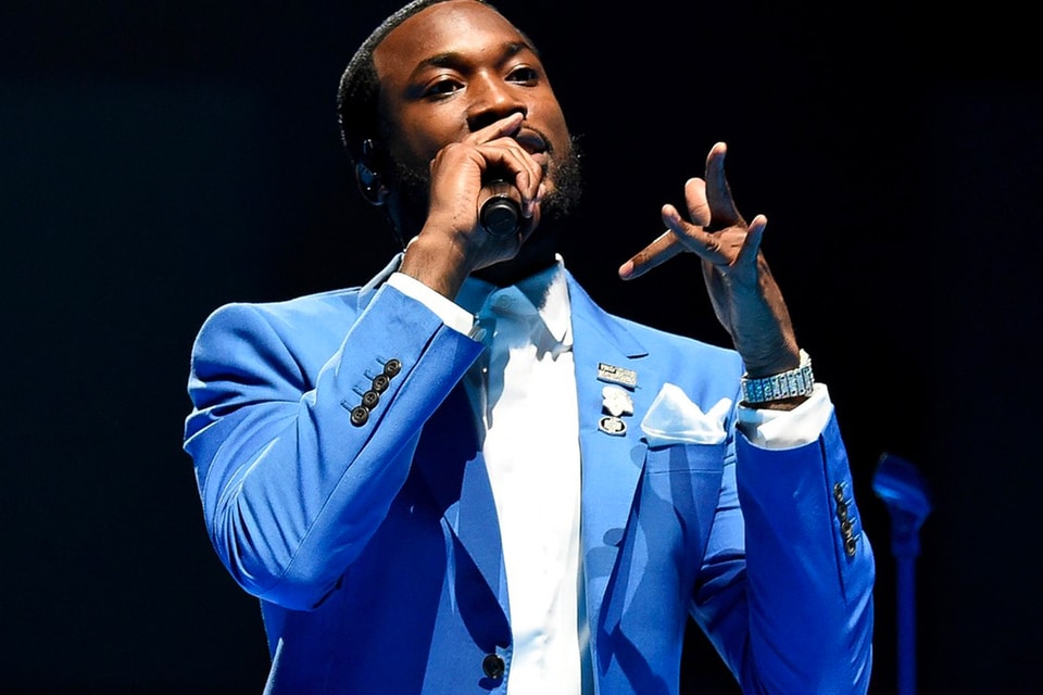 Meek Mill Outfit from April 15, 2021, WHAT'S ON THE STAR?