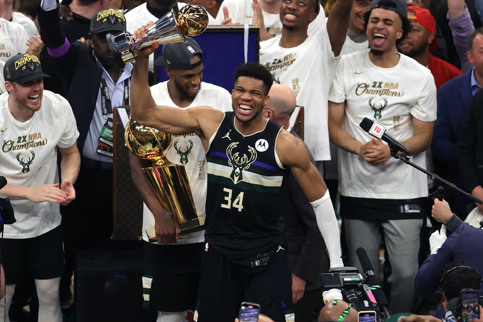 Milwaukee Bucks Nike 2021 NBA Finals Champions Celebration