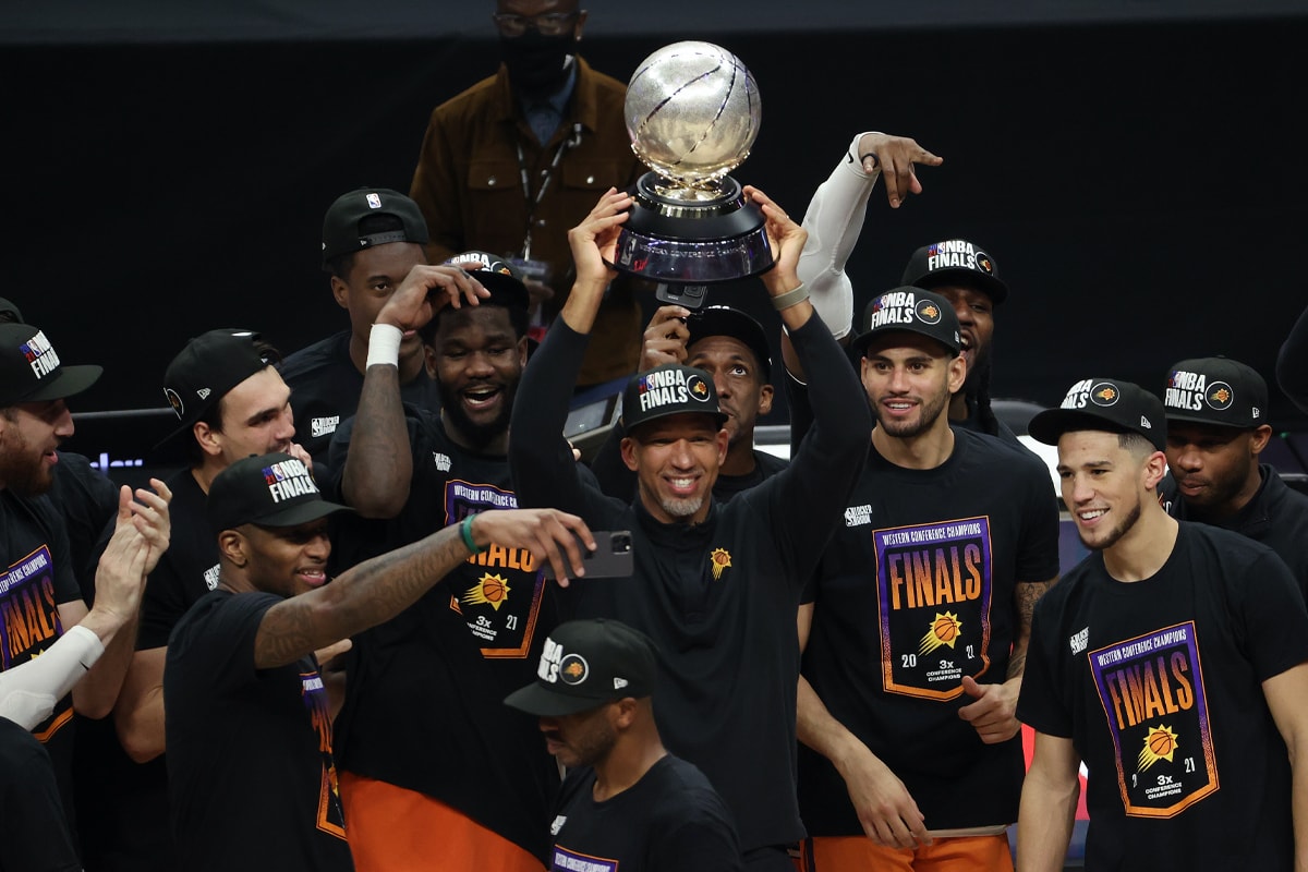 Phoenix Suns Head to NBA Finals for the First Time in Almost 30 Years chris paul cp3 devin booker jae crowder deandre ayton los angeles clippers kawhi leonard los angeles lakers western conference finals 2021 champions champs
