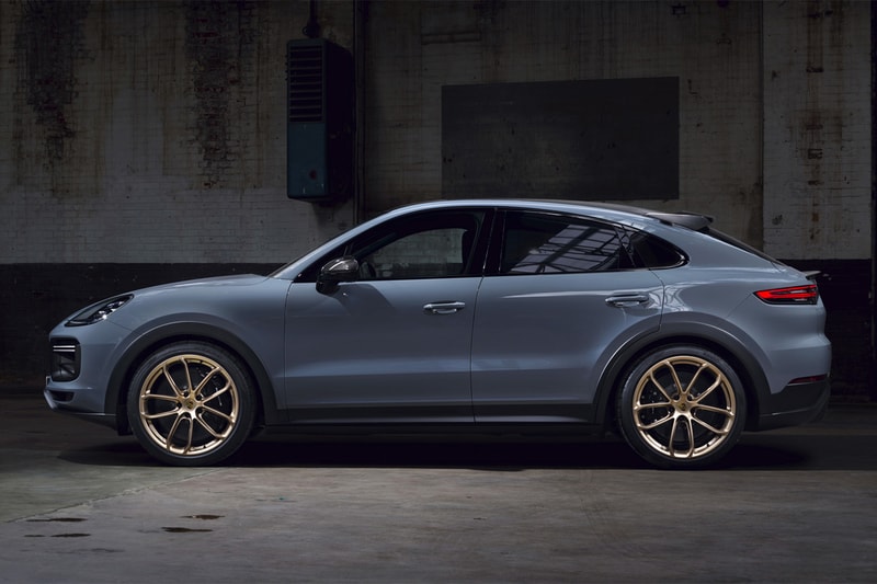 porsche 2022 cayenne turbo gt suv nurburgring lap record v8 631 horsepower 